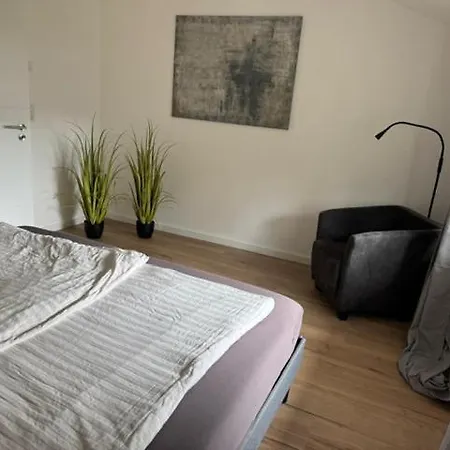 Tonstrasse 아파트 *